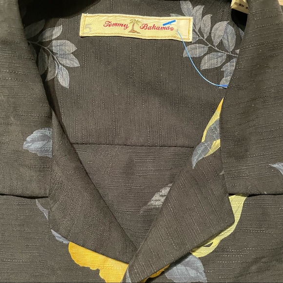 TOMMY BAHAMA Silk Camp Shirt - Hawaiian print - Picture 3 of 5